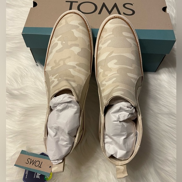 Toms, Camo, Sneaker, Bootie, Canvas, Slip-on, Size 8.5, NWT - Picture 4 of 12